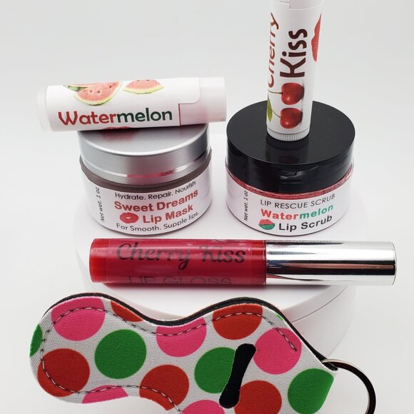 Kiss Kit — Your Lips’ Favorite Gift Set - Picture 5 of 5